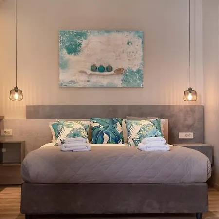 Wisdom Residence Luxury Apartments At Plaka-3