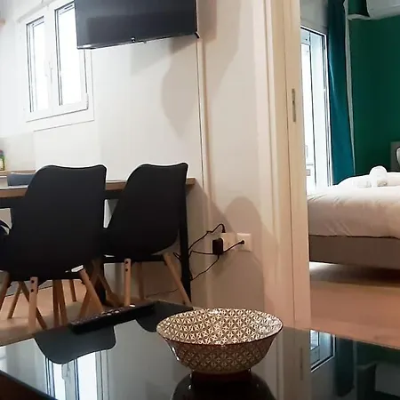 Comfortable Apt, Next To Archeological Museum!-3