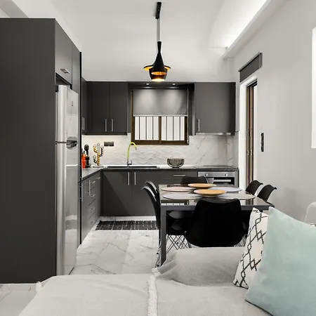 Luxury Apartment In Glyfada-2