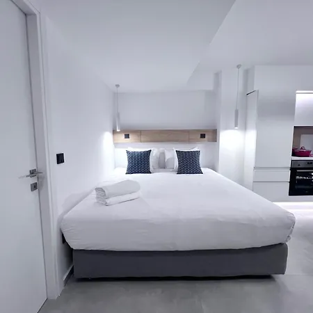 Pinacota Suites Athens-2