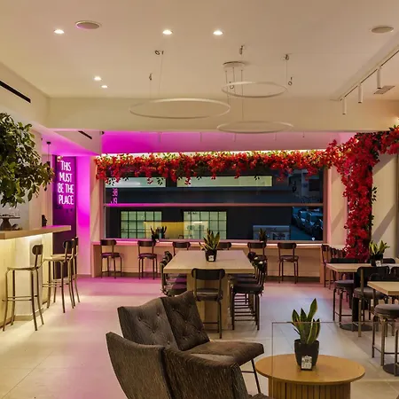 The Q Hotel-2