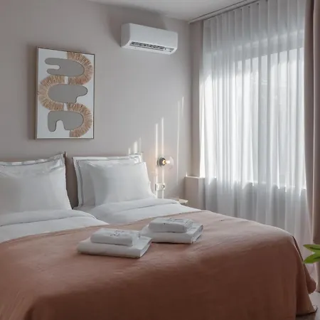 Num Suites & Lofts Athens-3