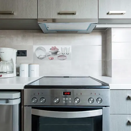 Romantic Love-Nest Studio Near Acropolis & Metro-2