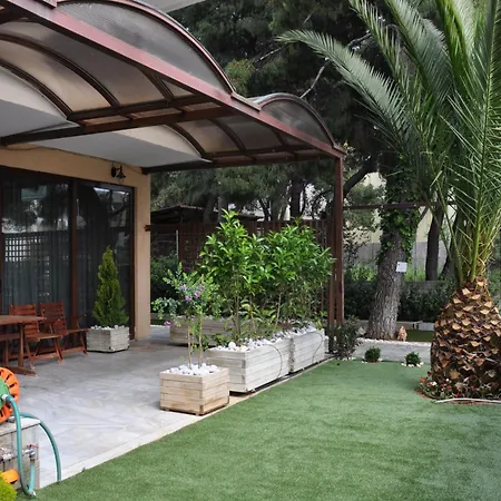 Hotel Chris-2