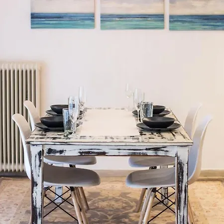 Stylish Apt In Athens Center-2
