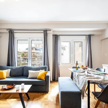 Aris123 By Smart Cozy Suites - Apartments In The Heart Of Athens - 5 Minutes From Metro - Available 24Hr-2