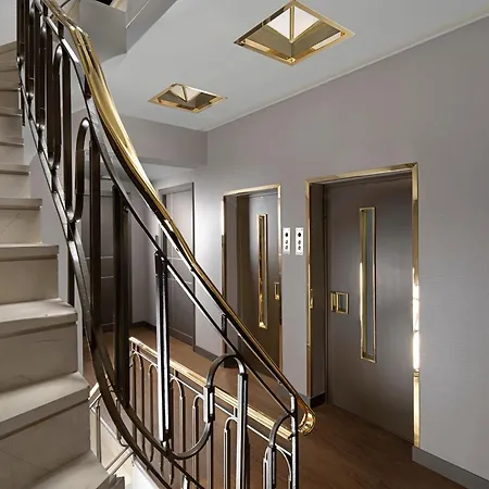 Holiday Suites-3