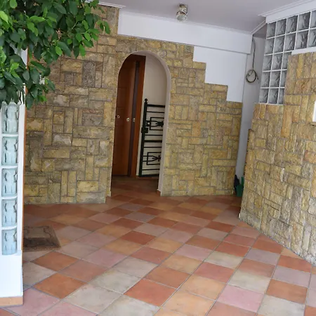 Hillside Villa, Private Pool , Panorama View & Free Parking 2Km From Archaeological Museum-3