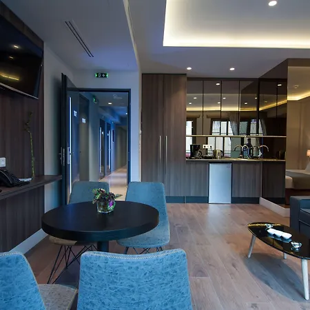 Athens Platinum Rooms&Suites-3