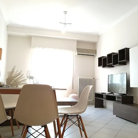 Pisces - City Center Apartment-3