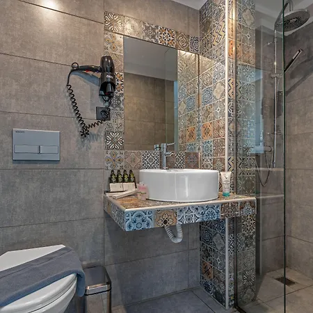 Aeolos Luxury Suites-3