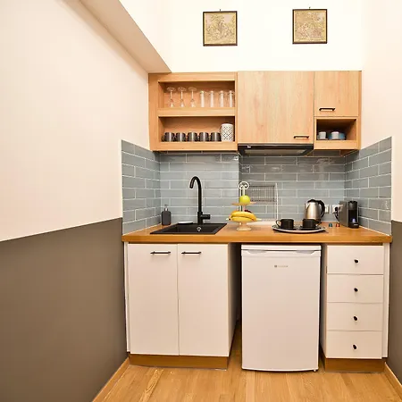 Rastoni Athens Suites Near Acropolis At Tsatsou Street-2