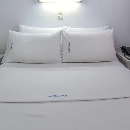 Roy Hotel-3