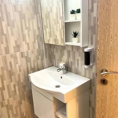 Solomou Inn Boutique Rooms-2