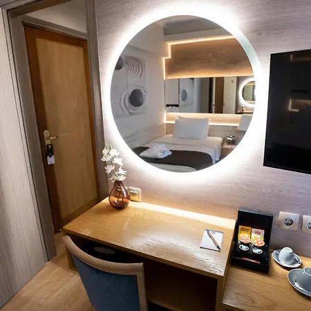 Coral Hotel Athens-3