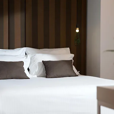 Athenaeum Smart Hotel-2