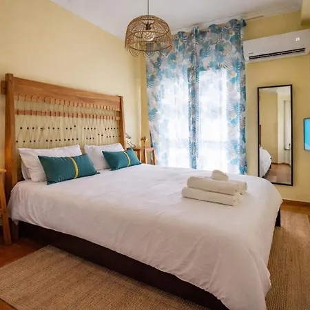 Mignon & Teak Apartments-2