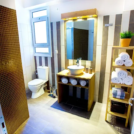 Emerald Suite-3