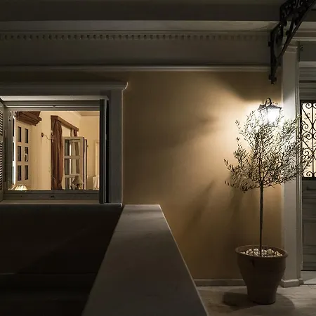 Aerides 3 Luxury Suites-3