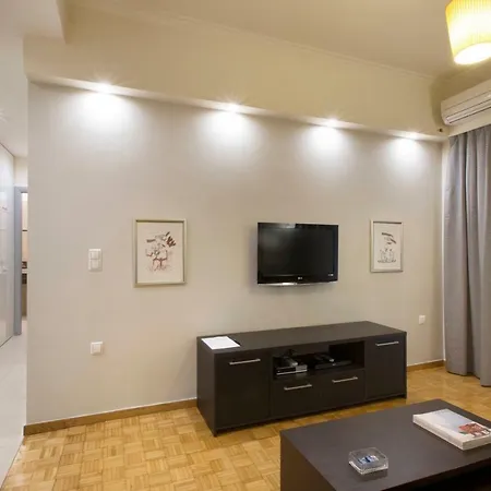 Apartment At Koukaki, 150M From The Metro By Yha-3