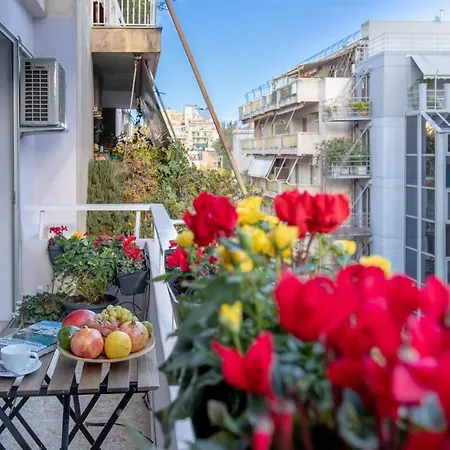 Tranquil Central Apt, Behind Athens Caravel Area-3