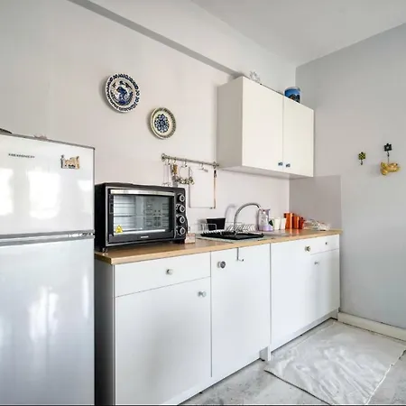 A Little Taste Of Home Apartments-2