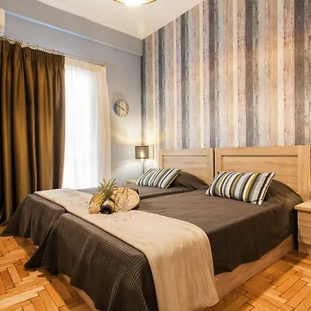 Safe Quiet Rooms In Apartment Close To Metro Station And Walk Acropolis-2