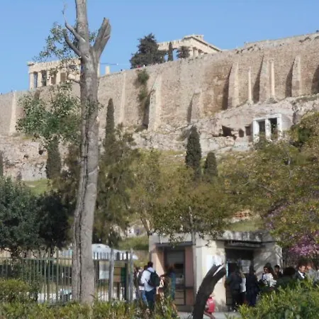 Koukaki-Acropolis Roomy With A Private Veranda Apt.-2