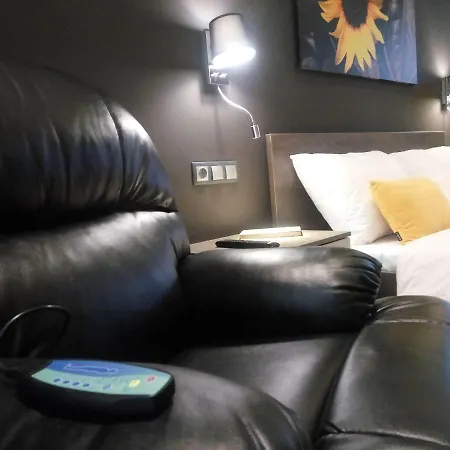 Cool Style Private Apartments-2