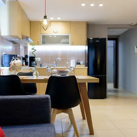 M&D Luxury Suites In Central Athens-2