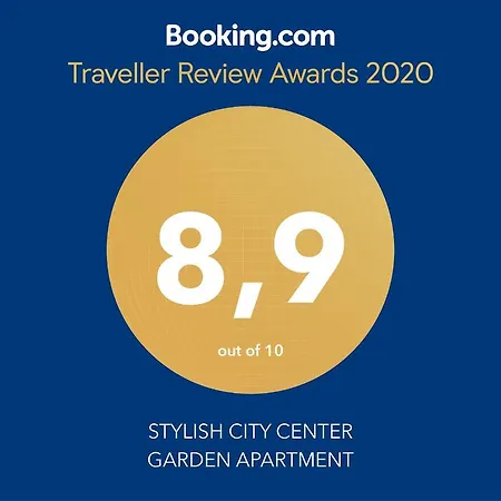 Stylish City Center Garden Apartment-2