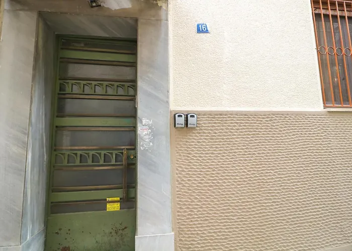 Happy Suite -1 Minute From Acropolis Museum Atenas