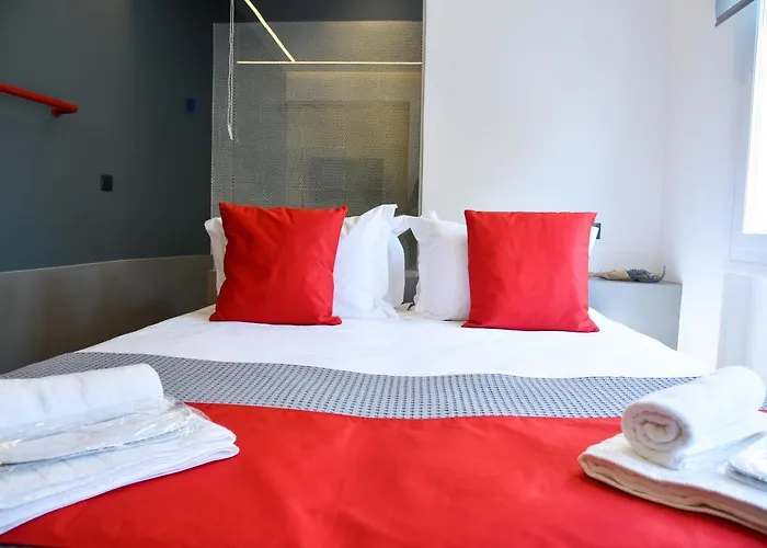 Central44 Lol Room-Ermou Street Atenas admite animales