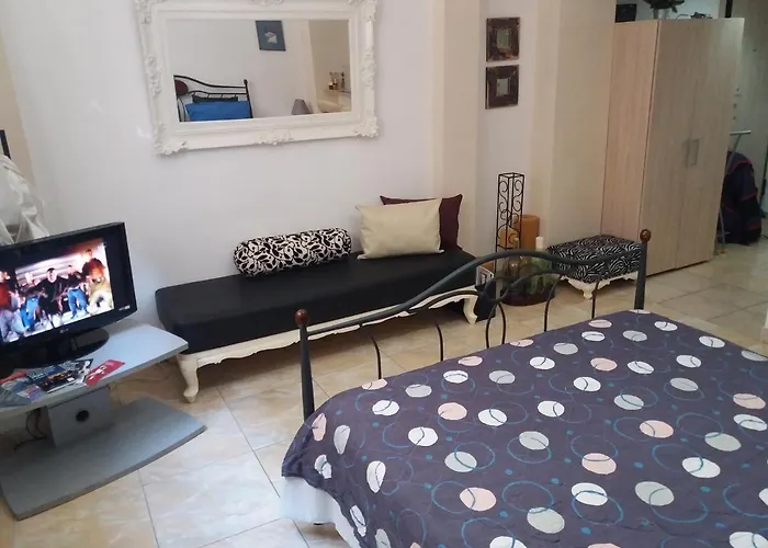 Boutique Nice Apartments In The Center Of Athens!