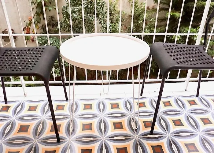 Eclectic Design Apt In Athens Near Metro Ξενοδοχείο