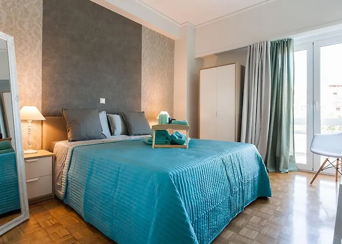 Central Apartment Near Metro Station Αθήνα
