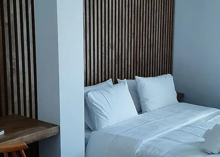 Jade'S And Tala'S Apartment - Acropolis View Atenas