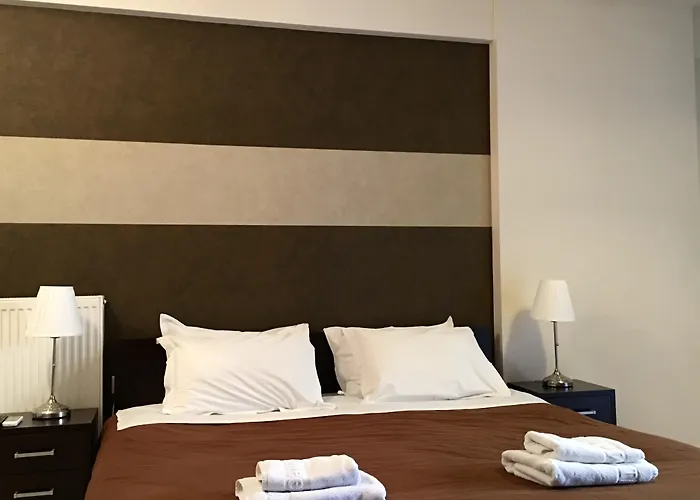 Mc Queen Rooms & Apartments Athènes