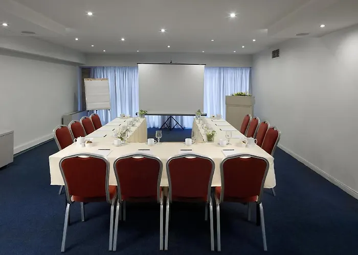 Hotéis quatro estrelas de Atenas