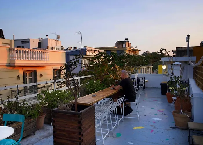 Live In Athens, Psyrri Meet Me Here Apartments