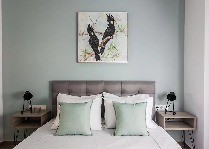 "Sunbow Jungle" - New Boutique Apt Downtown Athens Apartamento