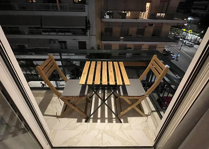 2 Newly Renovated Charming Apartments Steps From Panormou Metro Station Atenas