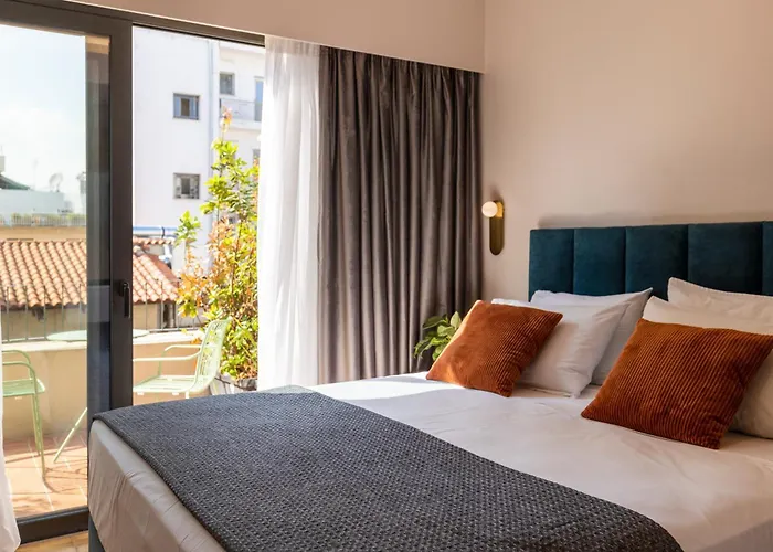 L'Avventura Athens Hotel