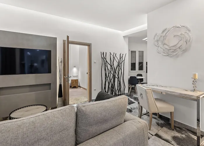 Athens Warehouse Boutique Hotel & Suites