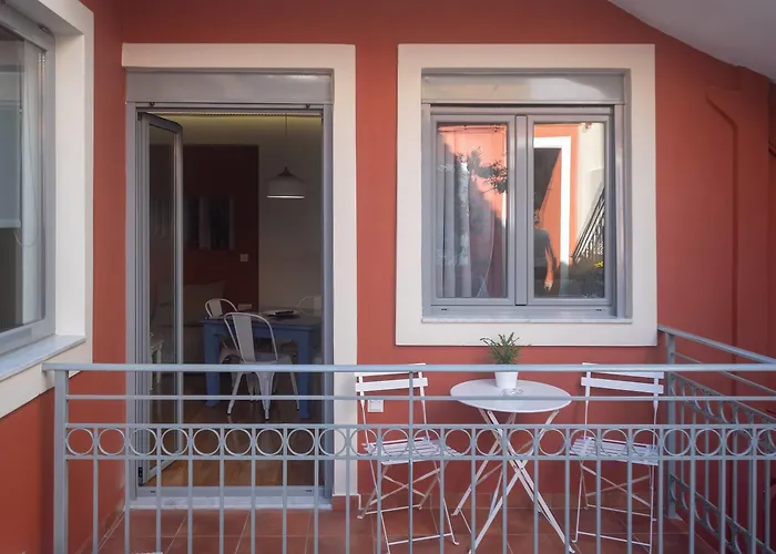 Athenian Yard Suites