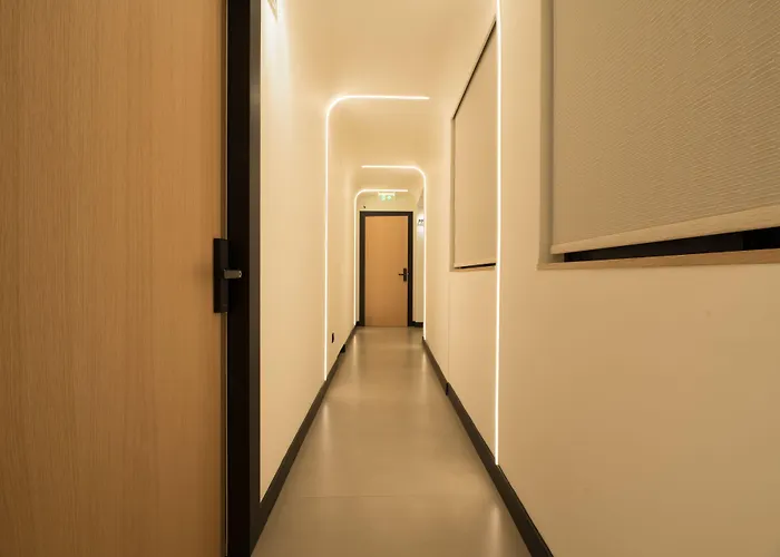 Athensowl Aparthotel