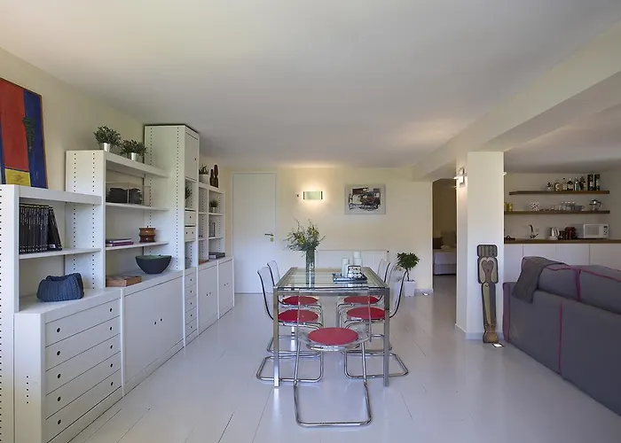 Posh & Minimal 1 Bd Apt - Panathenaic Stadium admite animales