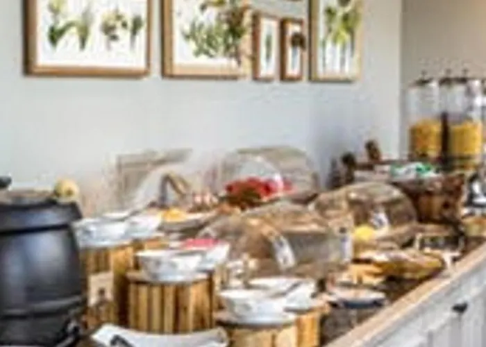 Athinaikon Hotel Atenas com campo de golfe