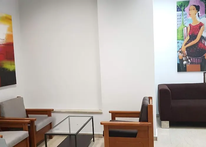 Palette Apartment Champagne - Athens Center, 6 Bd, 3 Bath