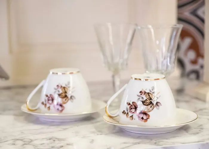 Athenian Yard Suites